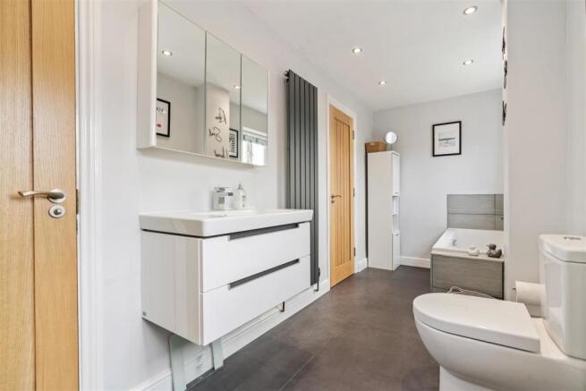 38 Lady Grey Avenue Interior-20.jpg