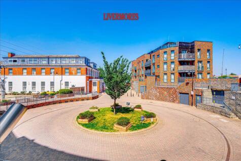 Townhall Square, Crayford, Dartford