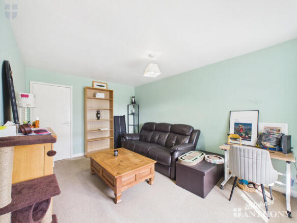 CAM03218G0-PR1139-STILL003