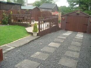 Driveway/Garage