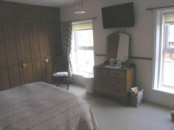 Photo 6