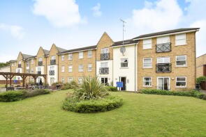 72, 65 Johnson Place, Walsworth Road, Hitchin SG4 9FJ