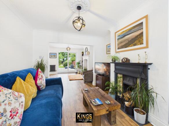 3 bed Semi-Detached for sale Image 7