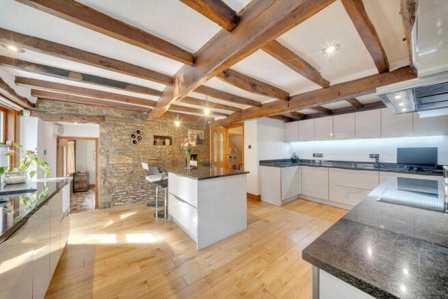 5 bed Barn Conversion for sale Image 6