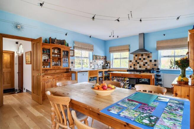 Kitchen / Breakfast Room