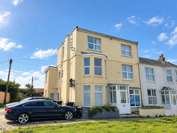 Flat 4, 8, Mayfield