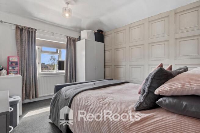 3 bed Semi-Detached for sale Image 11