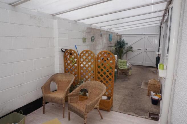 CAR PORT/SUNROOM LEA