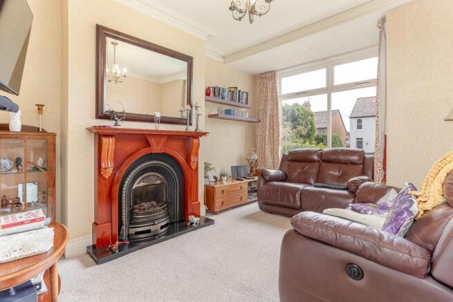 3 bed Terraced for sale Image 4