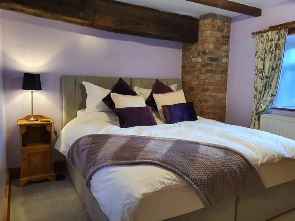 2 bed Apartment to rent Image 7