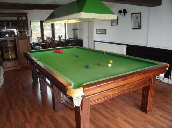 GAMES ROOM