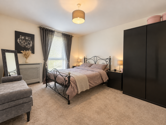 Ground floor apartment in Leybourne Chase, ME19 5GJ photo 4