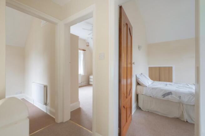 3 bed Detached for sale Image 9