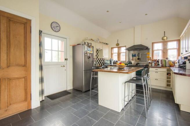 Kitchen/Breakfast Ro