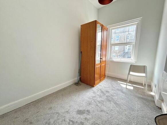 1 bed Flat to rent Image 8