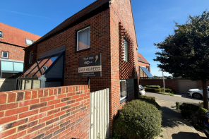 32, Elliotts Way, Horsted, Chatham ME4 6EF