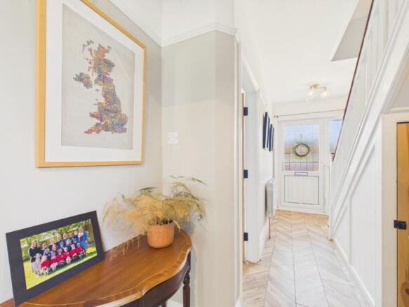 3 bed Semi-Detached for sale Image 11