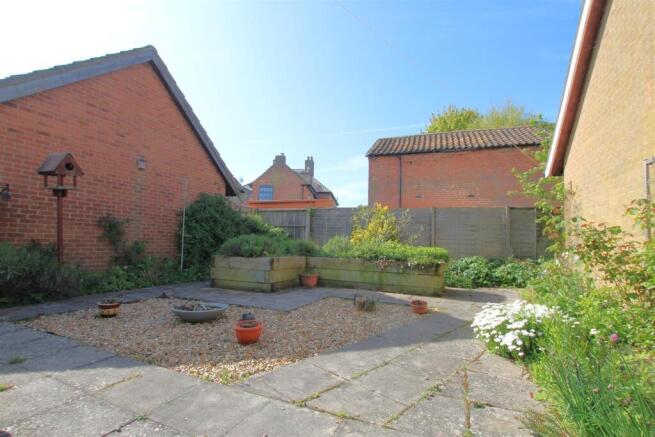 Rear Garden 2.JPG