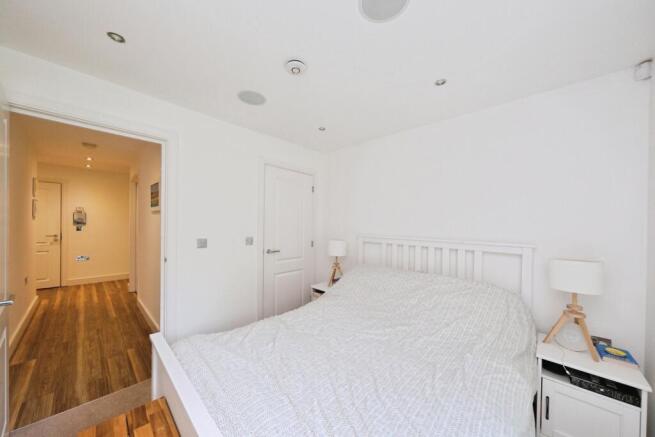 2 bed Flat for sale Image 10