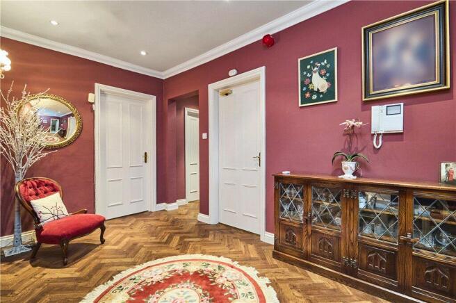 Spacious Entrance