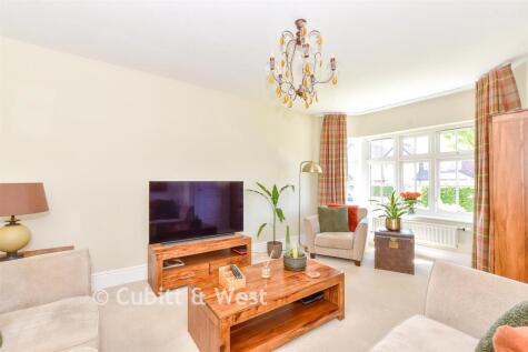 Newlands Avenue, Waterlooville, Hampshire