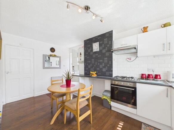 3 bed Detached for sale Image 4