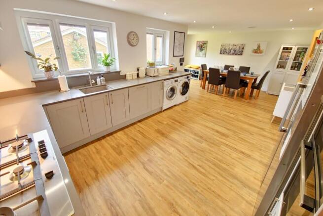 Kitchen/Dining Room