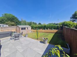 42, Derwent Drive, Stratton St Margaret, Swindon SN2 7NJ