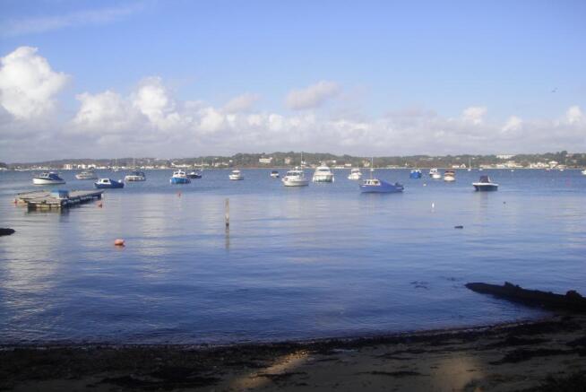 NEARBY HARBOUR