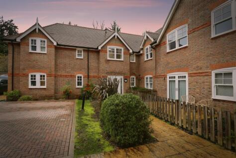 Amersham Road, High Wycombe