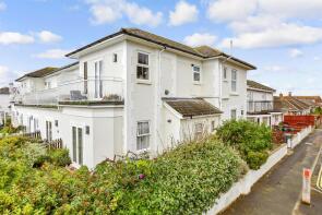 Flat 4, Cliff House, Cliff Road, Sandown PO36 8NS