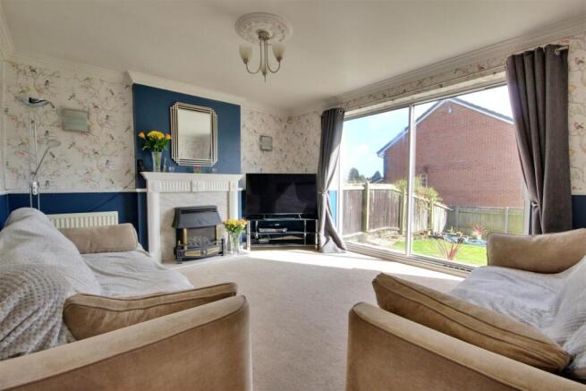 4 bed Detached for sale Image 10