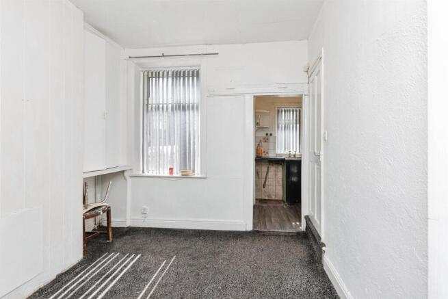 2 bed Terraced for sale Image 4
