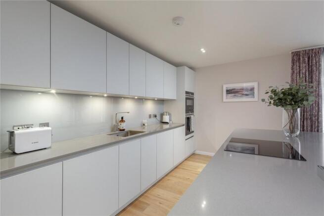 Show Apartment