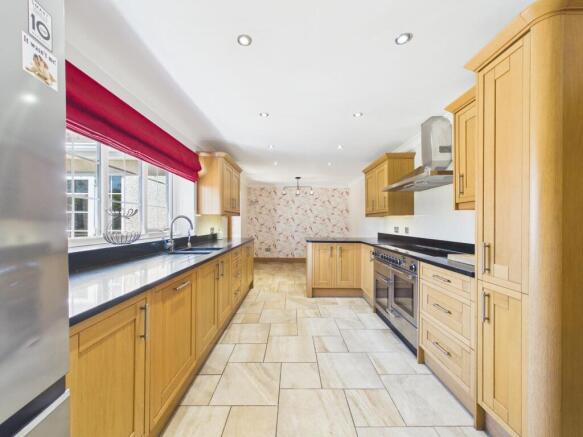 KITCHEN/ DINER