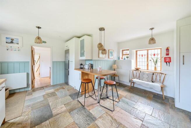 Kitchen / Breakfast Room