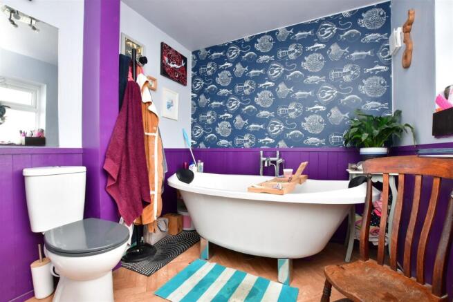 En-Suite Bathroom