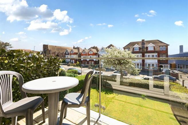 3 COOKHAM DENE - BUCKHURST ROAD - TN401RU - PHOTOS