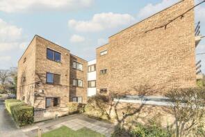 4, 97 Collingwood Court, Hanger Lane, London W5 3DA