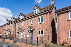 25, Malone Avenue, Swindon SN25 4EE