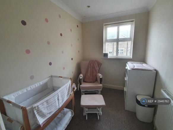 3 bed Terraced to rent Image 6