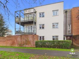 13, Wylie Gardens, Basingstoke RG24 9TU