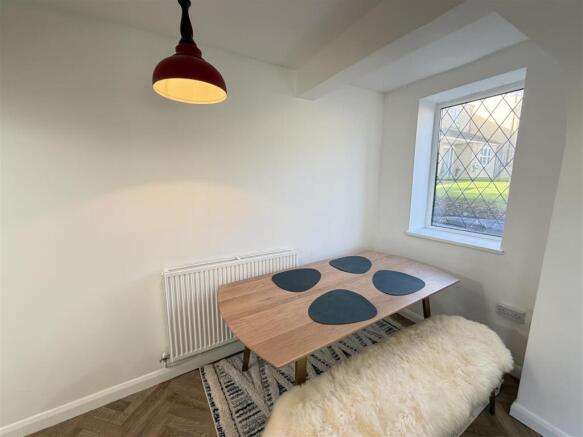 2 bed House for sale Image 9
