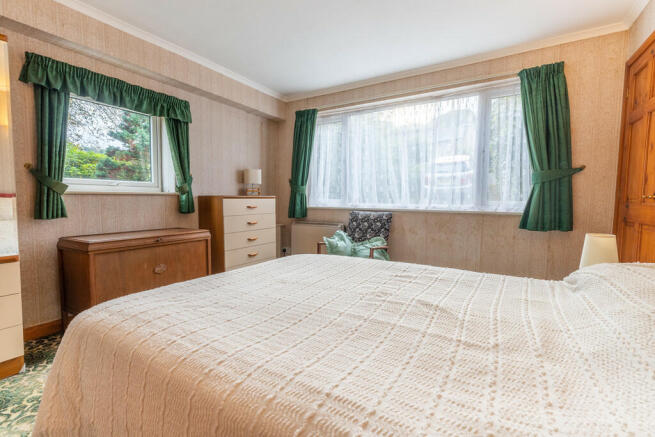 Garden Flat Bedro...