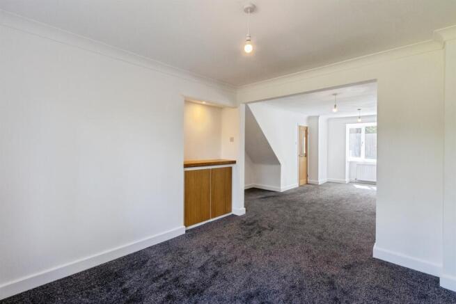 4 bed Detached for sale Image 5
