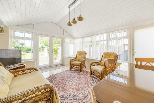 GARDEN ROOM.jpg