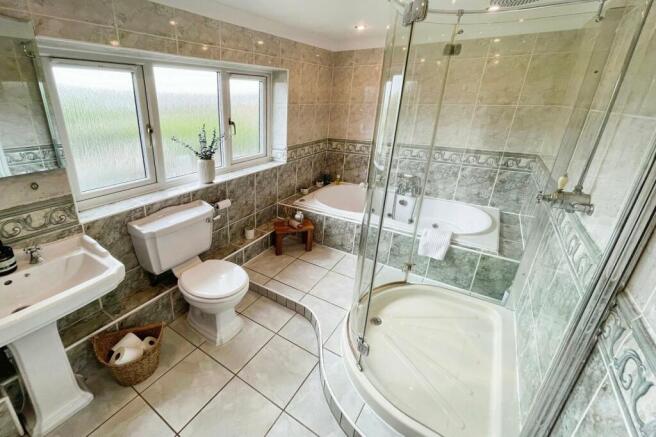 House Main Bathroom