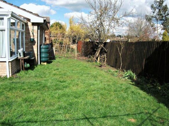Side garden an...