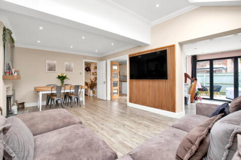 Stone Quarry Road, Chelwood Gate, Haywards Heath, RH17 7LP