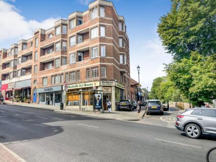Flat 22, Lee Road, Selwyn Court, Blackheath Village, London, SE3 9SZ